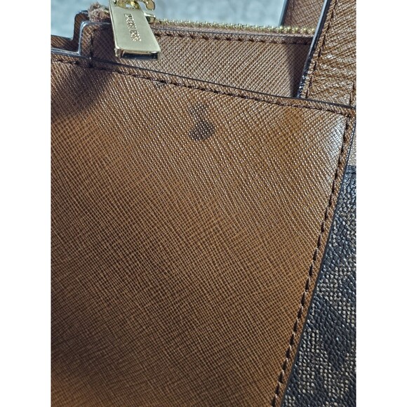 Michael Kors Sinclair Large Logo Tote Bag Brown Canvas Leather 38H9CN2T2B Flaw - Picture 11 of 13